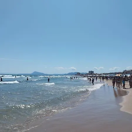 Sun & Sea Apartment *